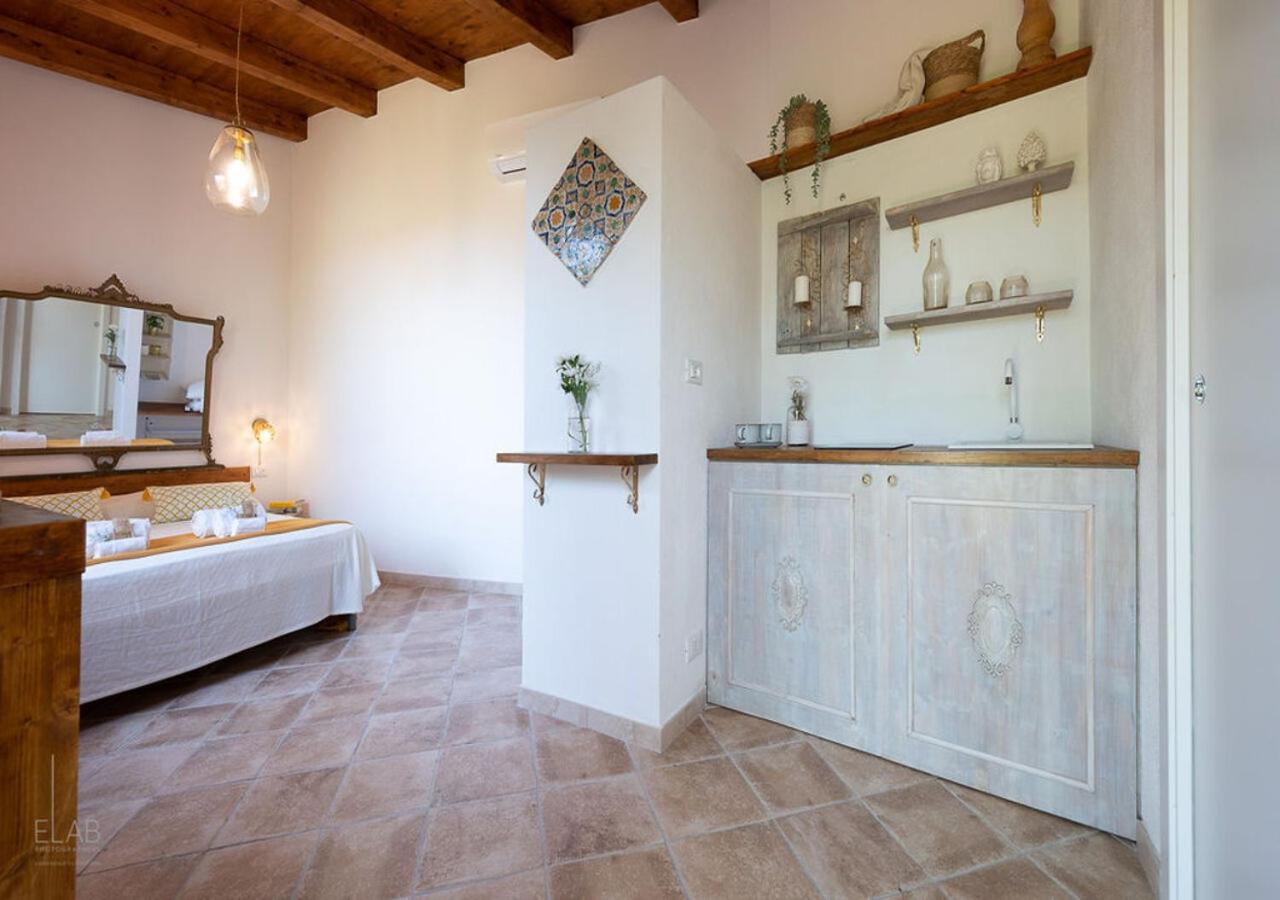B&B Villa Vittoria Giardini Naxos Eksteriør billede