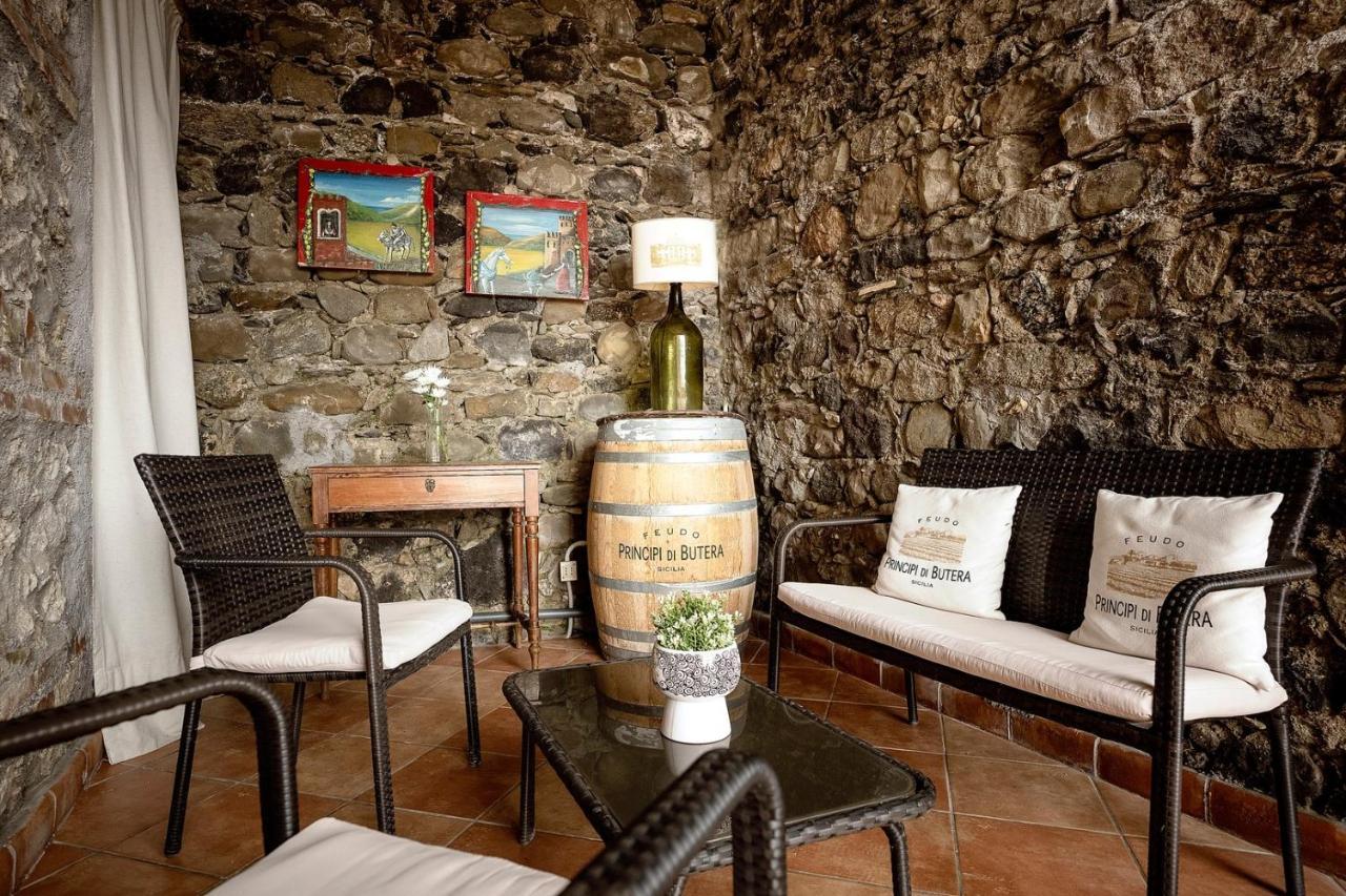B&B Villa Vittoria Giardini Naxos Eksteriør billede