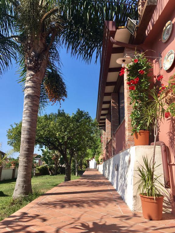 B&B Villa Vittoria Giardini Naxos Eksteriør billede