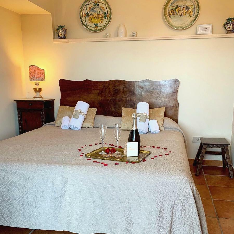 B&B Villa Vittoria Giardini Naxos Eksteriør billede